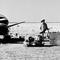 Na opravě aerovky v Nigérii 1957 (z pozůstalosti Vladimíra Janíka) (800x449, 85.93 KB)