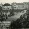 První svobodné Velikonoce na Masarykově náměstí. Foto: L. Koloušek, 1919 (800x514, 88.27 KB)