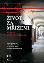 zivot_za_mrizemi_plakat.jpg